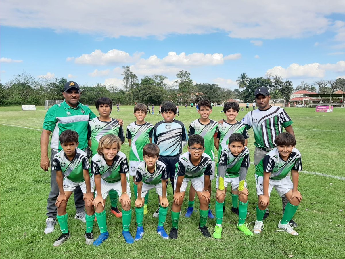 FutbolTotalRD's tweet photo. FÚTBOL PROVINCIAL | Este sábado 7 de marzo finaliza la Copa Cinema OASIS en Bonao entre Tu Campa VS Maimon FC, a las 10 a.m. Partido será celebrado en el colegio Centro Educacional de Bonao, donde el sábado pasado disfrutamos de una jornada extraordinaria de fútbol. https://t.co/yszbhxZv9a