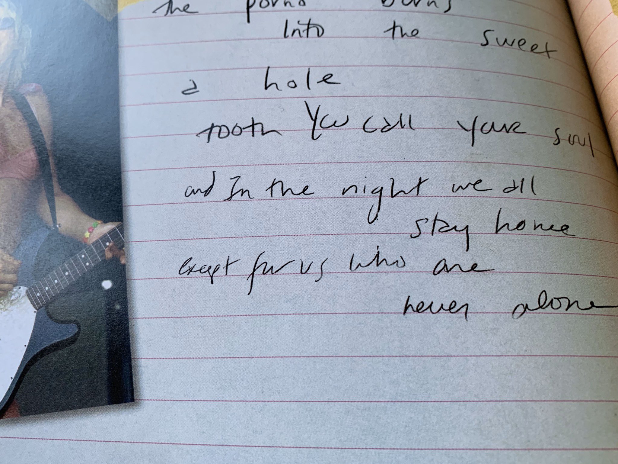 Kurt Cobain Suicide Details