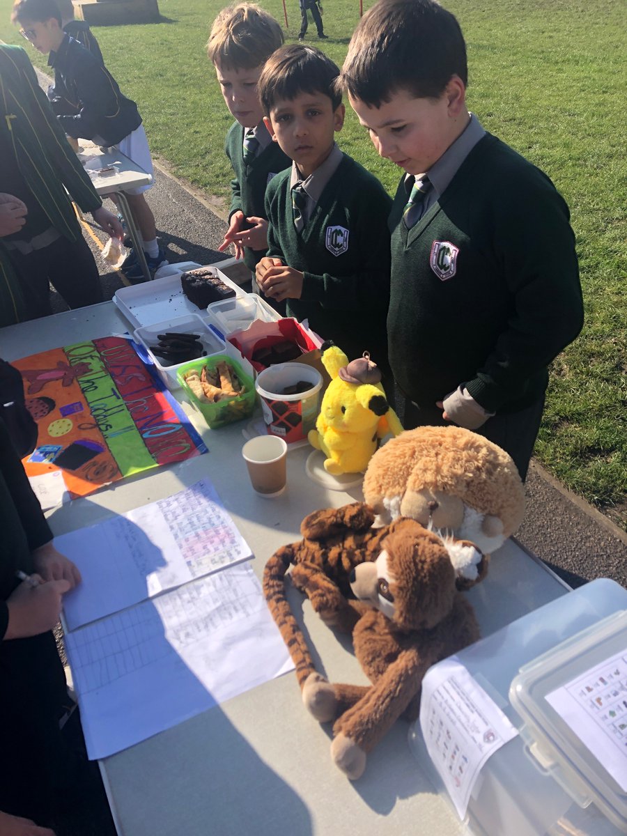 CCHeadofJB's tweet image. Y4's Charity Break time had the tills ringing! Collaboration, problem solving and inspirational fun. An impressive bonus on Open Day. Well done to Mrs Carter, Mr Goddard and Miss Harrison et al. The total is being counted. ££s?  #linkfoundation #rosiesrainbow &amp;amp; 6th Form Gambia