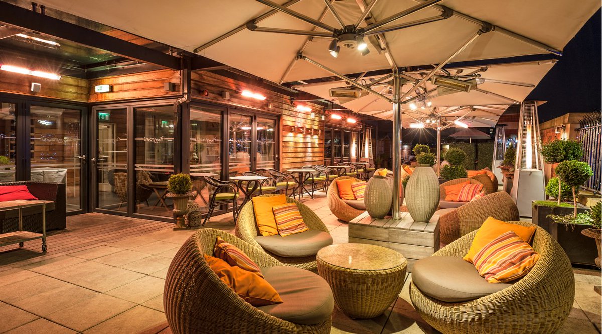 What was formerly the boys playground, our Rooftop has views that extend over the city. It offers the most unique backdrop for any event and celebration in Manchester.. 🌆

. 

. 

Enquire here: docs.google.com/forms/d/e/1FAI…. 

. 

#eventspace #Manchester #privateevent #luxuryhotel