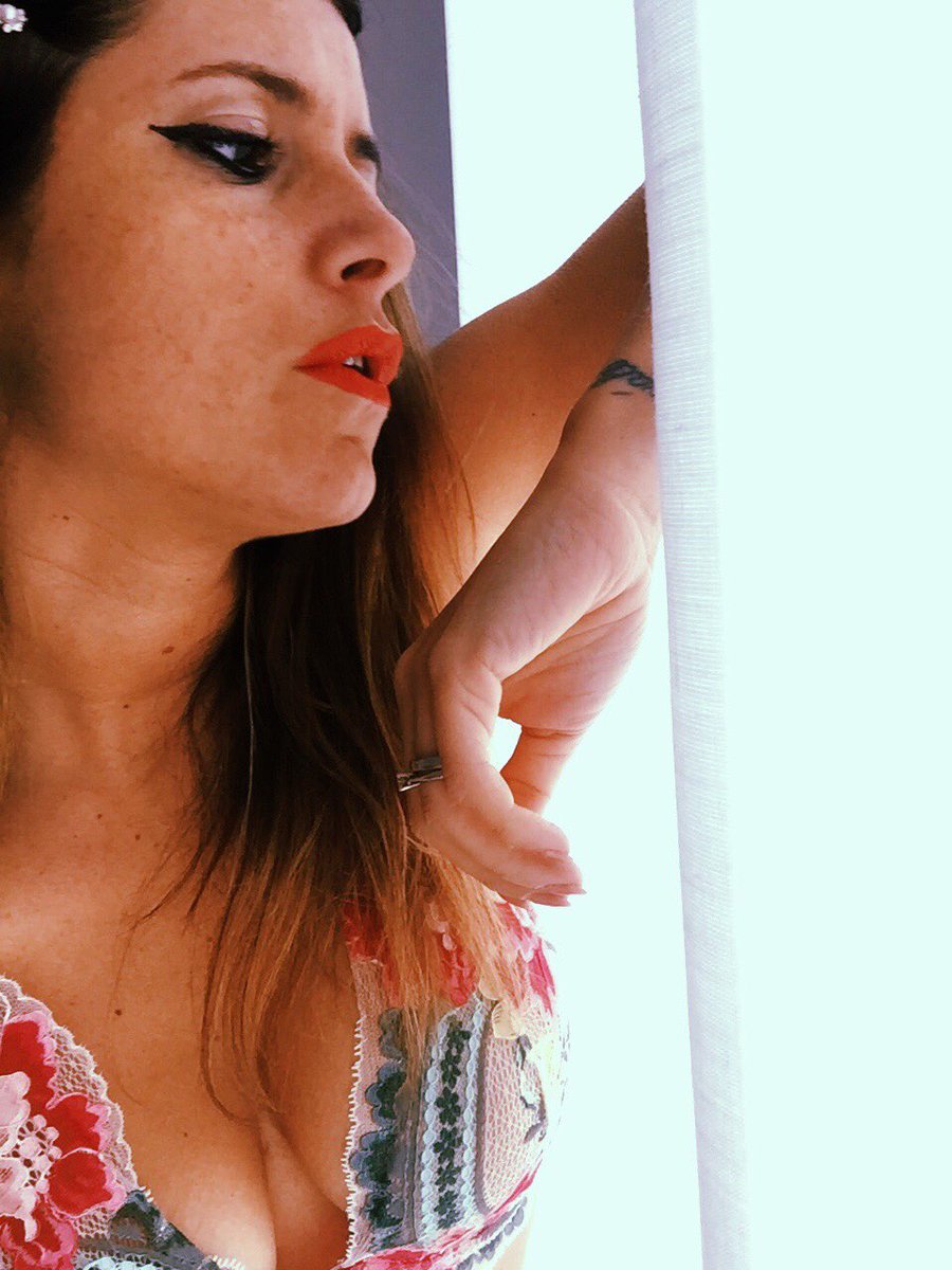 monica antonini tweet media