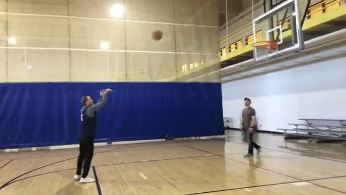 tjperry1400's tweet photo. For everyone that believed in me that was for you! Im not as good as I once was but I’m as good once as I’ve ever been. 22 of 30. Victory! @TRowOU @Sportstalk1400 @tobykeith @NormanOkYMCA @OU_MBBall https://t.co/v462GOZDhC