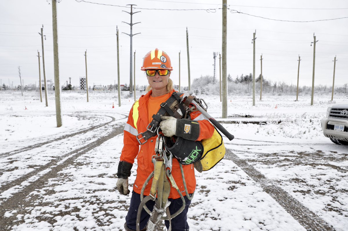 HydroOne's tweet photo. Kickboxing, weight training and a strong love for her work. Corry Ruch describes the secrets to her remarkable 32-year career as a power line tech in this profile for #InternationalWomensDay: https://t.co/y5v3QMq657. #EachforEqual https://t.co/TmcEsNW6o4