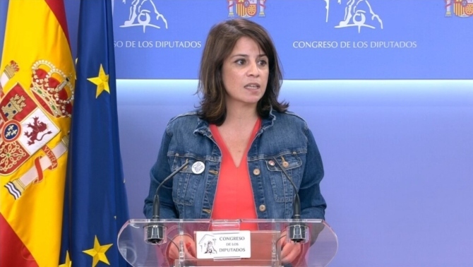 3CatInfo's tweet photo. El PSOE tanca la porta a investigar Joan Carles I al Congrés perquè "és inviolable"
https://t.co/znN9yJpR1U https://t.co/JLfmCtxf7j