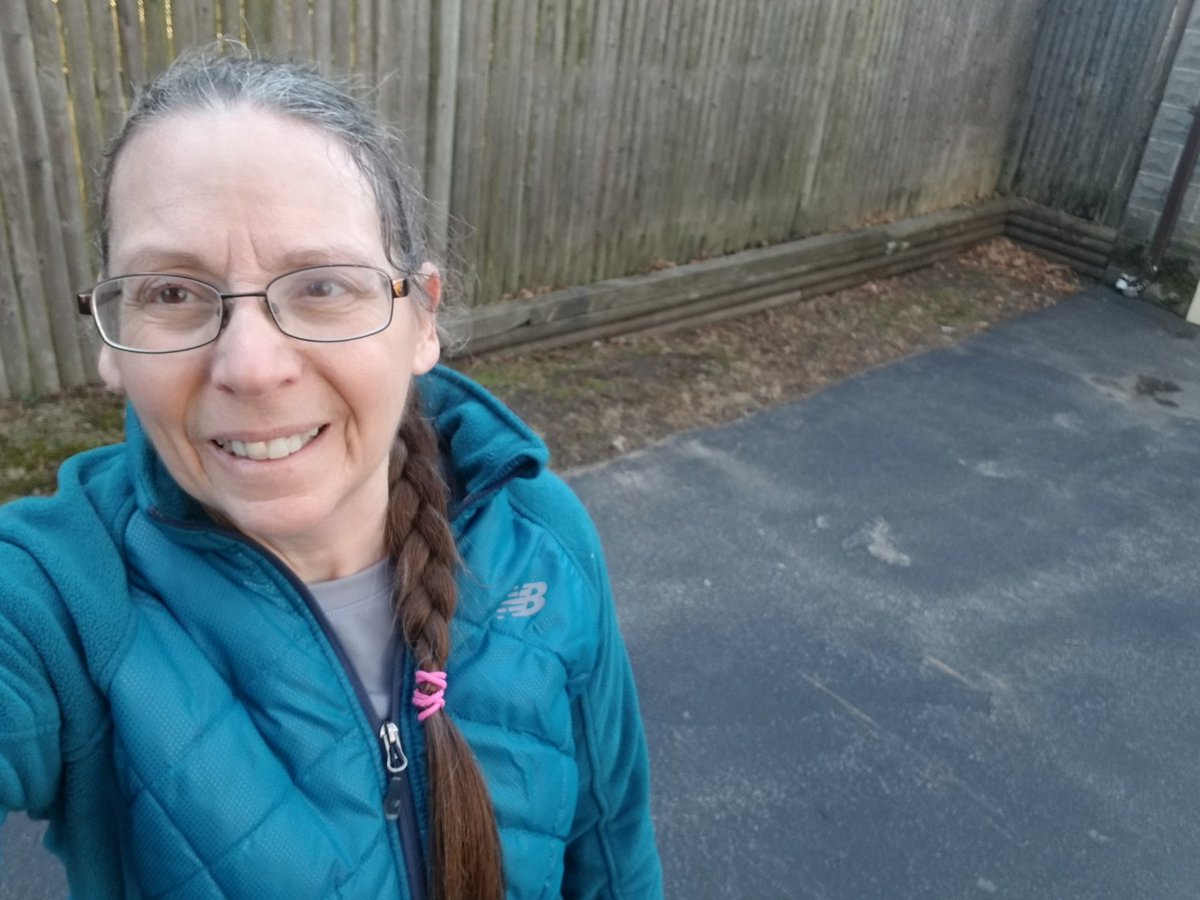 badgermum2010's tweet photo. 3 mile run when I didn't really want to. Didn't want to run outside. Didn't want the TM. Kinda wanted to roll over and go back to sleep. But I got something done and I feel much better than if I hadn't. #powerofexercise #DoItAnyway #JustTry #runchat https://t.co/DJj0aiiagp