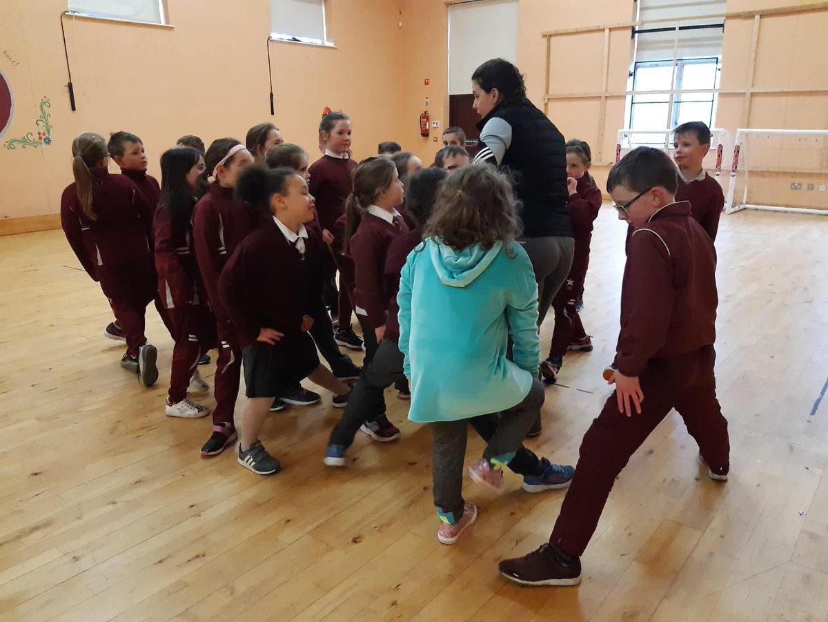 sdcactiveschool's tweet photo. Thanks for Eadaoin from Limerick Sports Partnership for the running training she is doing with 1st &amp; 2nd Classes over the next 5 weeks. It was great fun 😊 @Limericksports @ActiveFlag https://t.co/4BLcw9Vqyp