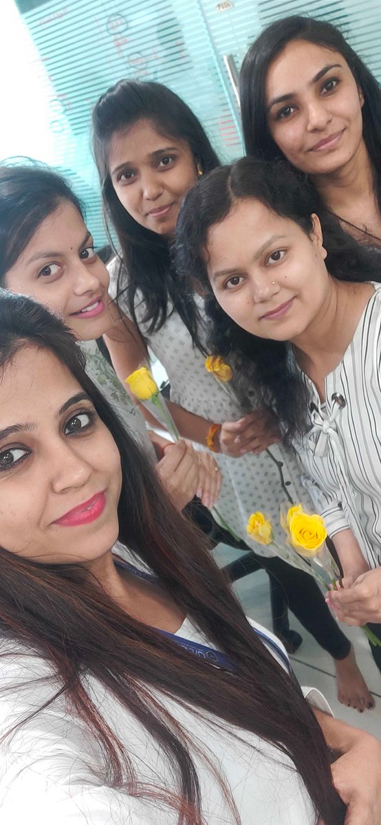 UraanSoftskills's tweet photo. There are so many times when we don’t really appreciate what women do for us. Here’s a big thanks to all the amazing women for their hard work and dedication.
"Happy Women’s Day to All the Ladies"
#Urran #UraanSoftskills #Team #work #Woman #WomansDayCelebration #WomansDay #App https://t.co/Jm2P3ecZoP
