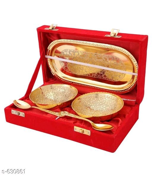 amway_official's tweet photo. You can choose your favourite design !!!

Material: Brass

Description: It Has 1 Piece Of Tray with 2 Bowls and 2 Spoons https://t.co/A73qIYW4v0