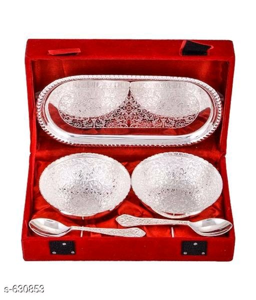 amway_official's tweet photo. You can choose your favourite design !!!

Material: Brass

Description: It Has 1 Piece Of Tray with 2 Bowls and 2 Spoons https://t.co/A73qIYW4v0