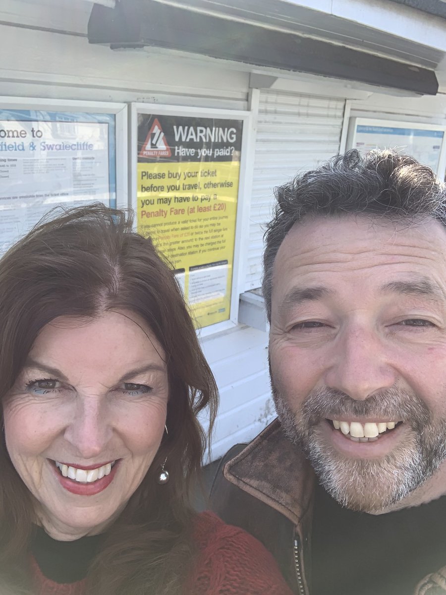 julesserkin's tweet photo. On route by #train to #Faversham @SlopeOffFriday #biznetwork lunch with #NewHusband & finally the rain has stopped ! https://t.co/TTkWmqoGMB