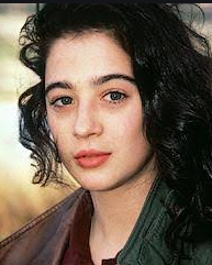 March, the 6th. Born on this day (1968) MOIRA KELLY. Happy birthday!!  