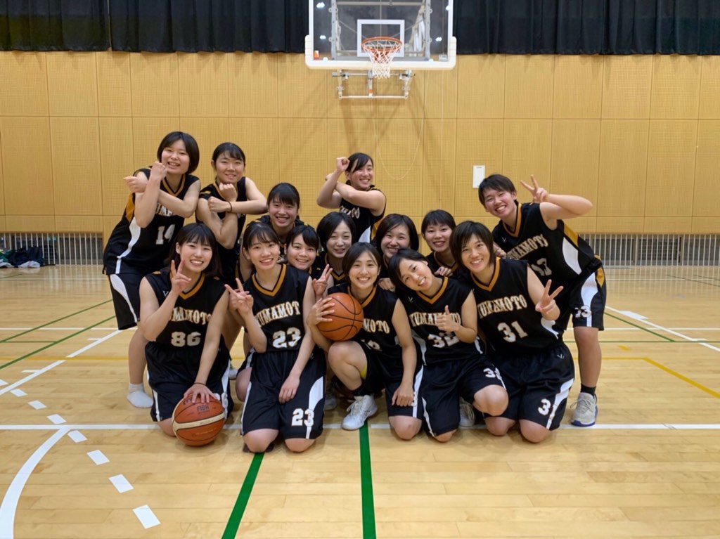 熊本大学女子バスケットボール部 熊本大学に合格された皆さん おめでとうございます 私たち女子バスケットボール部は プレイヤーもマネージャーも大大大募集中です 少しでも気になる方は 是非1度体育館へ Dmでのメッセージ 質問も気軽にどうぞ