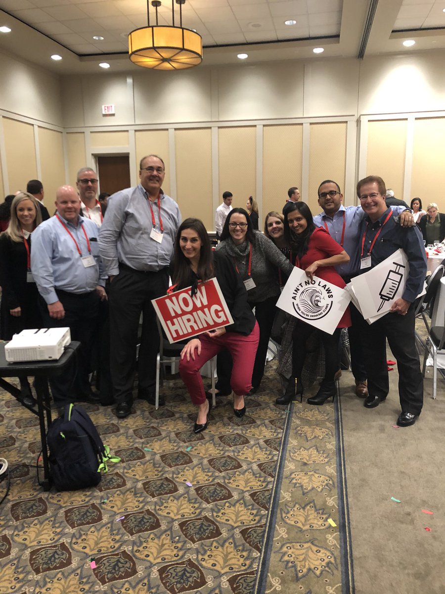 ATodd_FL's tweet image. So grateful to work with dedicated  colleagues who are reinforcing Care Culture and delivering differentiated service. #EmployeeAppreciationDay #grateful @bvguerra1415 @lee_cvs @vincestoffa @JLenner90 @joshua_epstein @goldiekatz