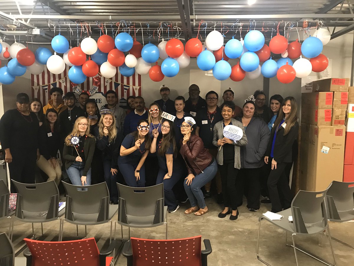 ATodd_FL's tweet image. So grateful to work with dedicated  colleagues who are reinforcing Care Culture and delivering differentiated service. #EmployeeAppreciationDay #grateful @bvguerra1415 @lee_cvs @vincestoffa @JLenner90 @joshua_epstein @goldiekatz