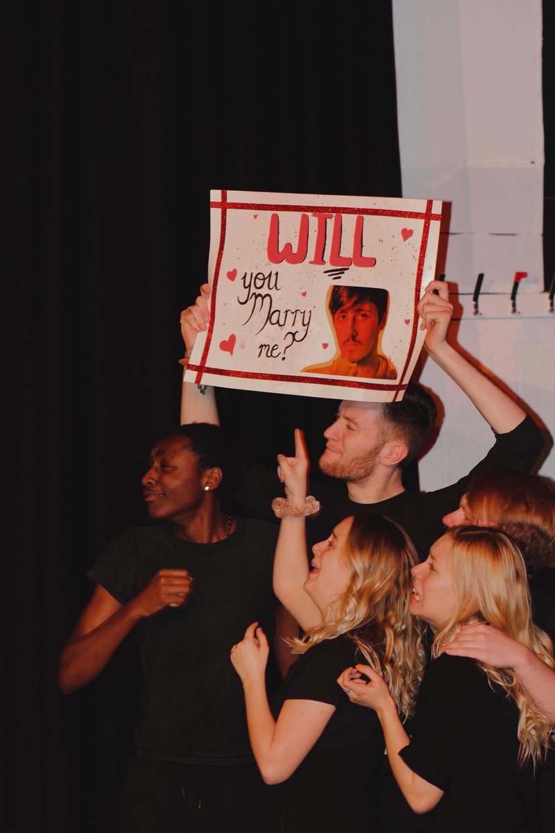 ActingOpening's tweet photo. You think you like Shakespeare? Well... we LOVE Shakespeare! Come down to the Parry tonight so see why.. 😉 @JackGorst37 ✨ https://t.co/7rGm6Ln6q5