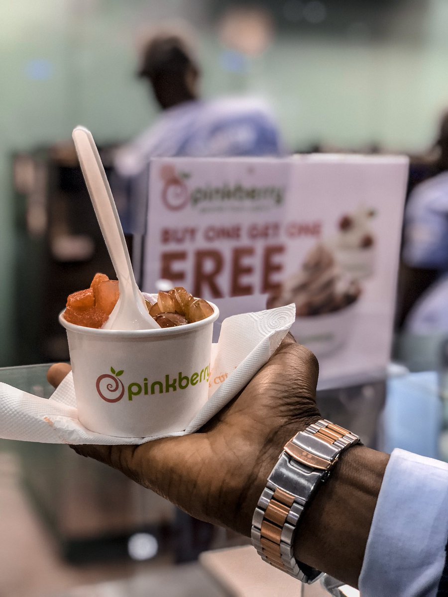 The FroYo gods have blessed us-PINKBERRYJabi Lake MallTwo Flavours, 3 Toppings - 1500IG: PamsFoodTour