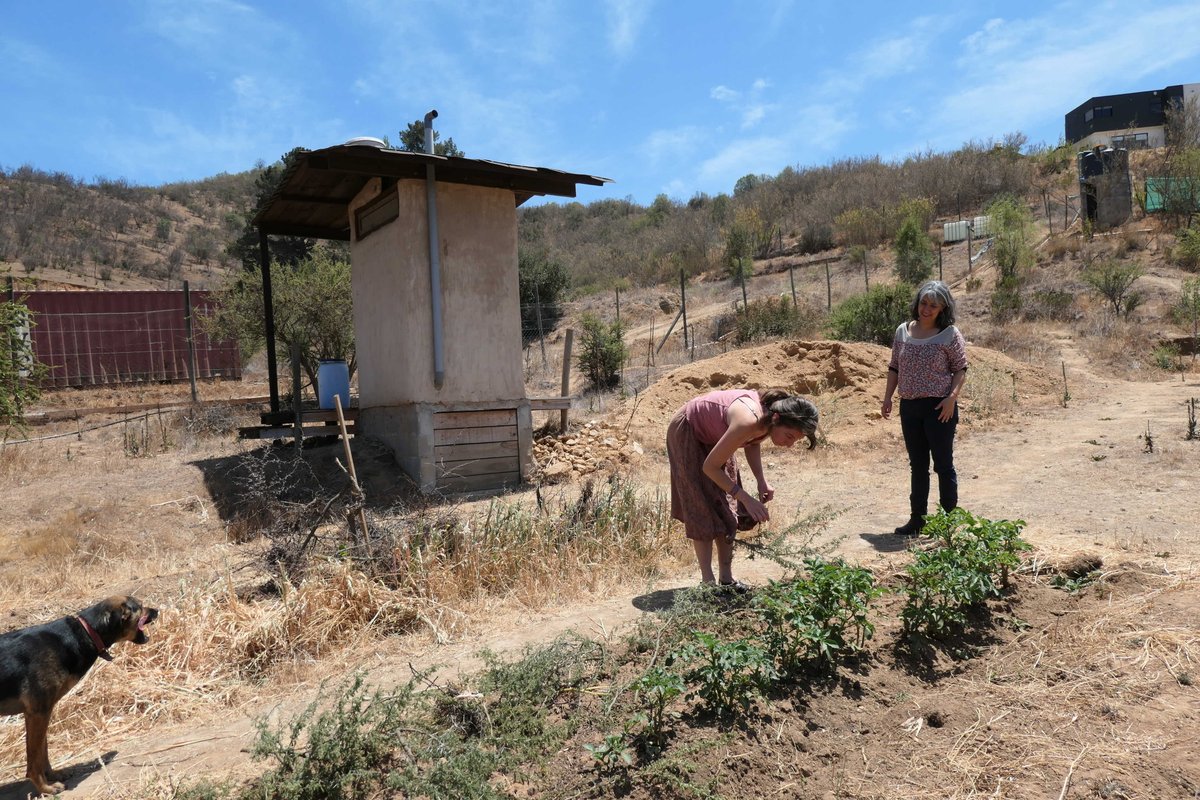 IIED's tweet photo. Ecosystem-based Adaption (EbA) is a nature-based approach that uses biodiversity & ecosystem services to help people adapt to climate change.
The women we are profiling for #IWD2020 demonstrate how EbA can deliver benefits for both people & nature --> https://t.co/09QeyKHUPO https://t.co/DVCCG6MsWn