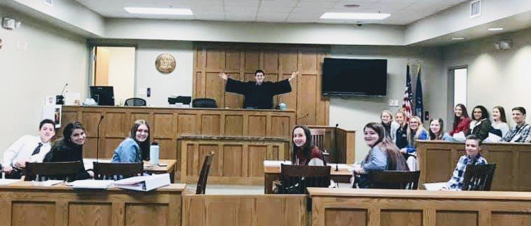 JuvenileCrime's tweet photo. Via Global @JuvenileCrime -- Yeah Ontario County YOUTH COURT Diversion Program in New York, USA.

#youthcourt #teencourt #peercourt #peerjury #studentcourt #youthjustice #juvenilejustice #globalyouthjustice #youth #youthempowerment #justice https://t.co/ZjFpThTuV8