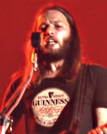 Happy birthday to the iconic David Gilmour. 74 and still kicking a**! 