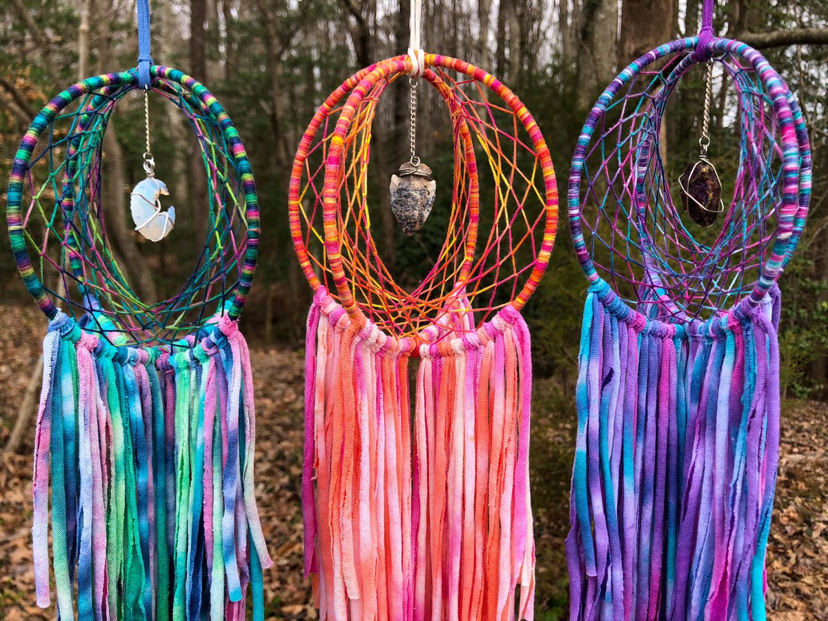rainydaydreamz's tweet photo. Ahhhh so at 3pm EST today my shop will officially be live! All the these dreamy babes will be available ✨ https://t.co/ikXxFkody0