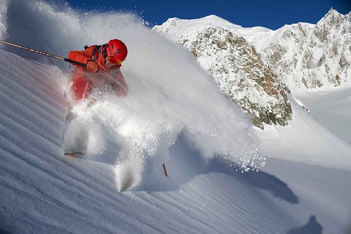 FritschiSwiss's tweet photo. Powder Dreams Savoie Mont Blanc
with Michèle Curtaz Luca Rolli Flory Kern
📷 ben_wiesenfarth_fotodesign
#FritschiSwiss @scottsports
#Tecton12
#Powder #Poudreuse #Snow
#Freetouring #Freerando #Backcountryskiing
#Chamonix #MontBlanc #Alpes https://t.co/CBPdTJjRtx