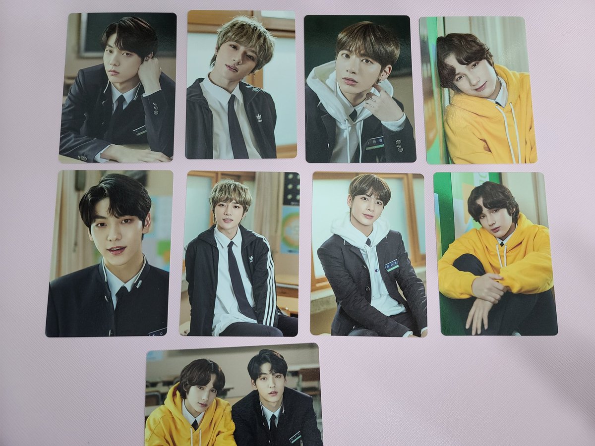 TXT_Yeonjun_moa's tweet image. ■포카교환의 장■
모두 연준이로 구해요~
교환하실 분 디엠 주세용💛💚💙
(사진 위아래 순서)
저: 수빈 8,6
    범규 2,1
    태현 4,7
    휴닝카이 3,2
껌딱지 유닛: 3

모아님❤
연준 1,2,4,6,7,8
유닛 5,6,8
    
#TXT포카교환 #투바투포카교환 #팬라이브포카교환