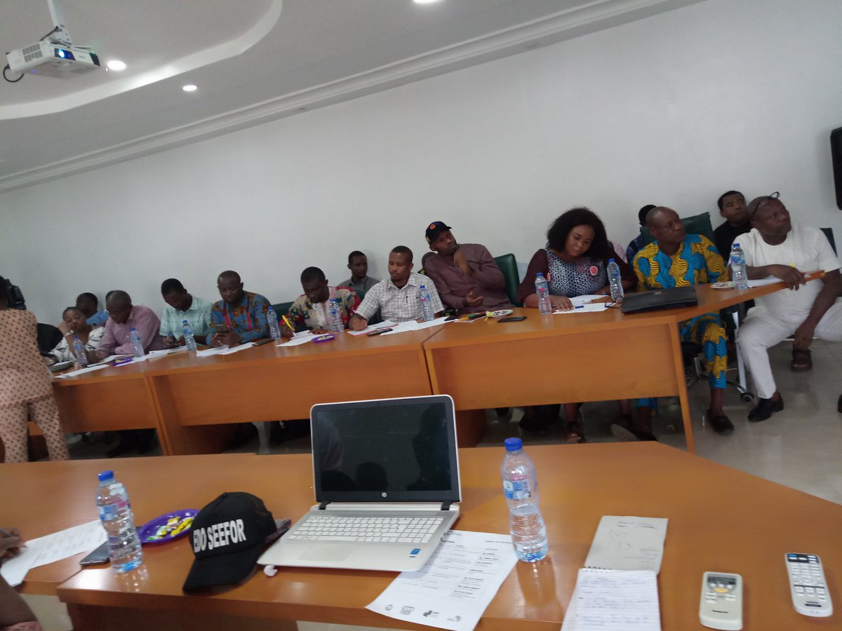 OpenDataEdo's tweet photo. Second Presentation: Data for Equal Development by the Director of Statistics 

@a_laperriere @godanSec @EROMOSELEJOHNA @ogbeborsarah @ODIHQ @OpenDataDay @OpendatadayBeni @ODD2020 https://t.co/G5B269PxvA