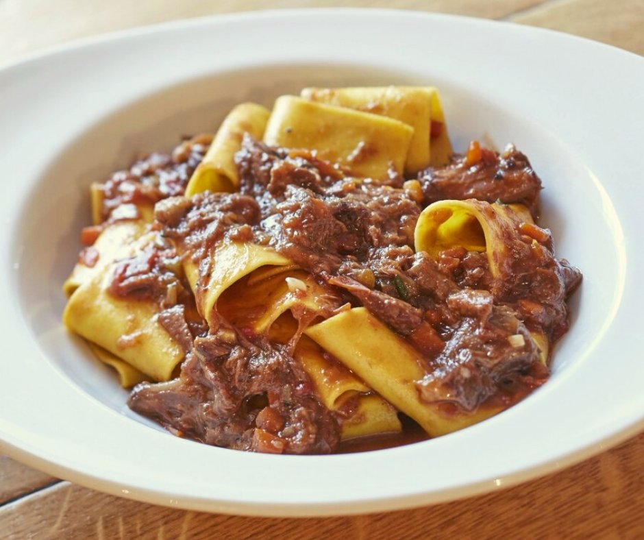 Theos Simple Italian tweet media