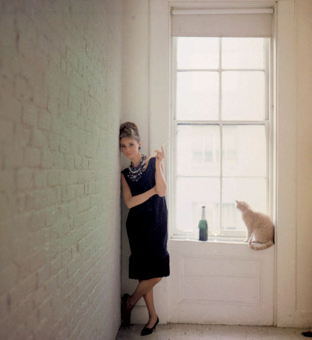 SoAudreyHepburn's tweet photo. Today is #NationalDressDay, Audrey Hepburn wearing a black sleveless cocktail dress designed by Givenchy⠀
⠀
Audrey Hepburn photographed by Howell Conant for the publicity of Breakfast at Tiffany’s, 1960 https://t.co/A2JoVLQMhW