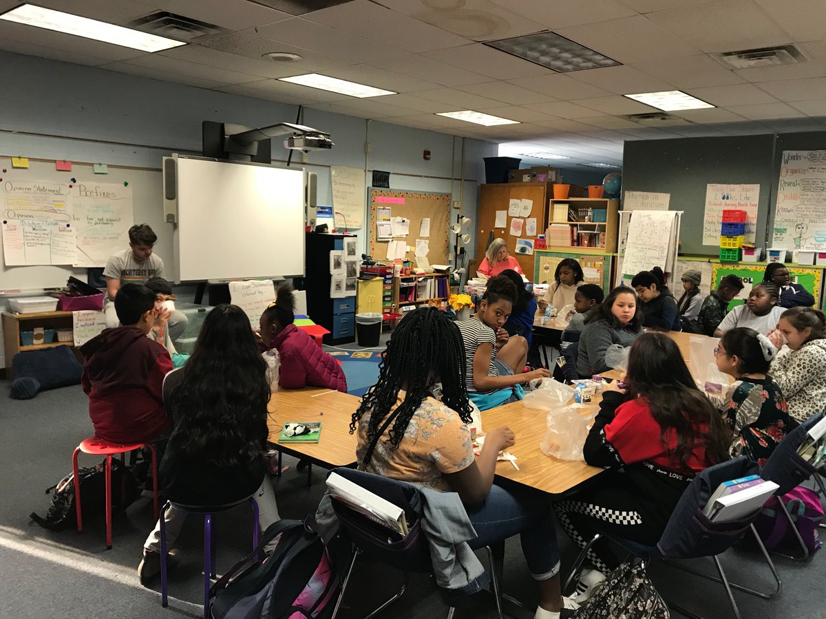 o_elementary's tweet photo. Itโs Friday and that means Sam is back Reading with our 5th graders! #StorytimeWithSam #BooksAndBreakfast https://t.co/tdg4B05wGs