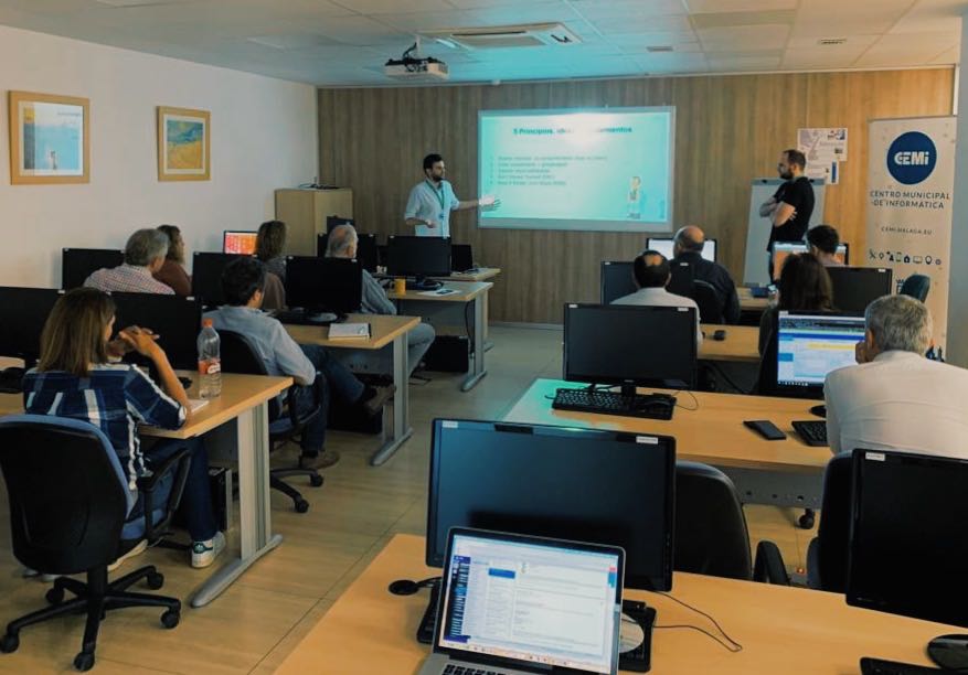 evelbTecnicas's tweet photo. Esta semana concluimos el proyecto de #consultoríatécnica que llevamos a cabo para el Centro Municipal de informática de @malaga. https://t.co/IOvikG571R