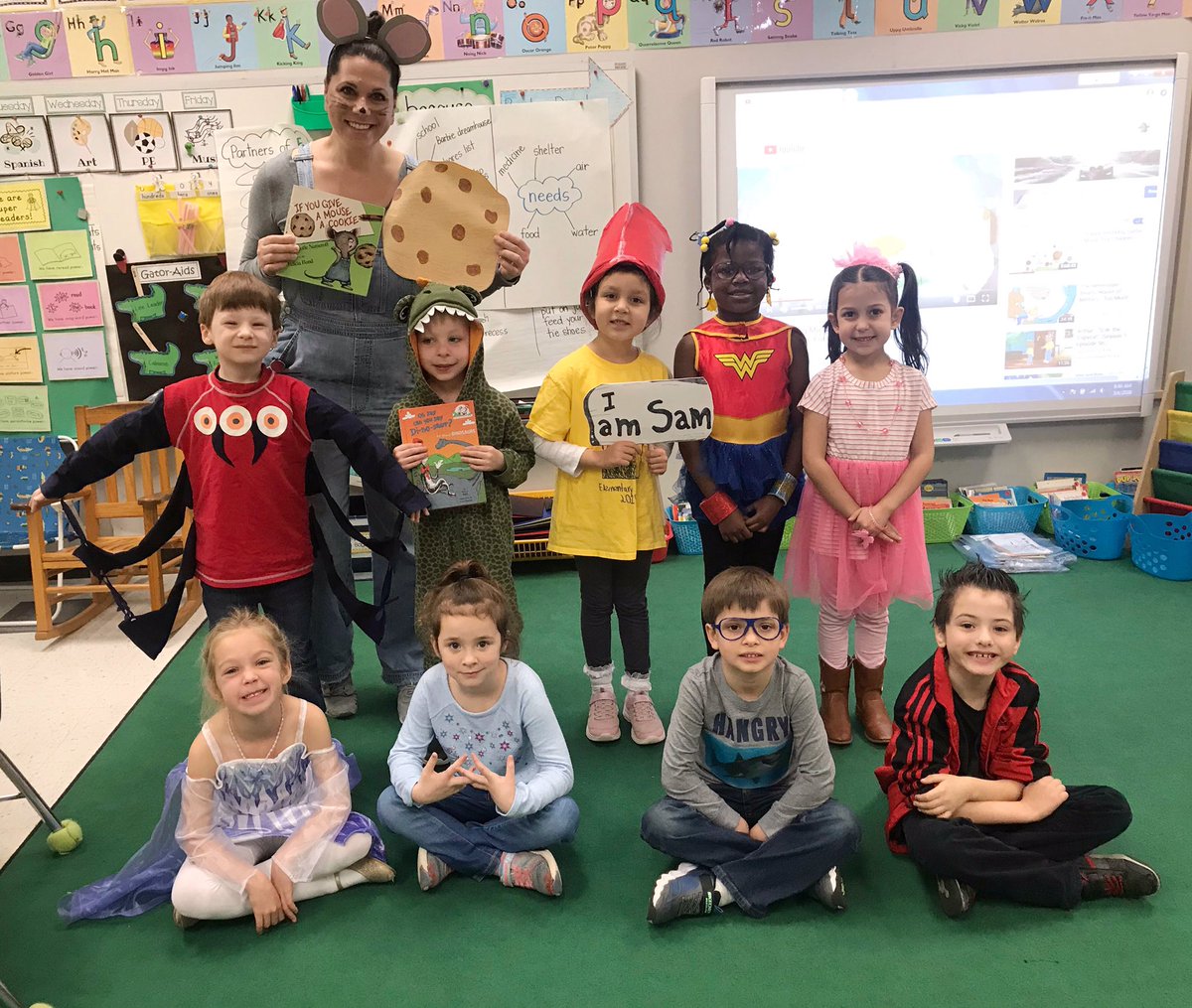 AnthsAlligators's tweet photo. Book Character Day! 📚 @DurantEagles https://t.co/oJ1egMlyiL
