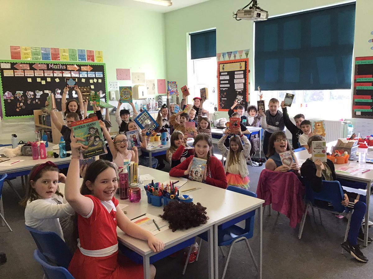 SnowWoodlea's tweet photo. To celebrate World Book Day, we did our very own #bigbookswap.  We all brought in a book that we no longer read and swapped it for a ‘new’ book. We are all very happy with our new books! #ecofriendly #Sustainability #prelovedbooks @WorldBookDayUK https://t.co/bL972QVXqf