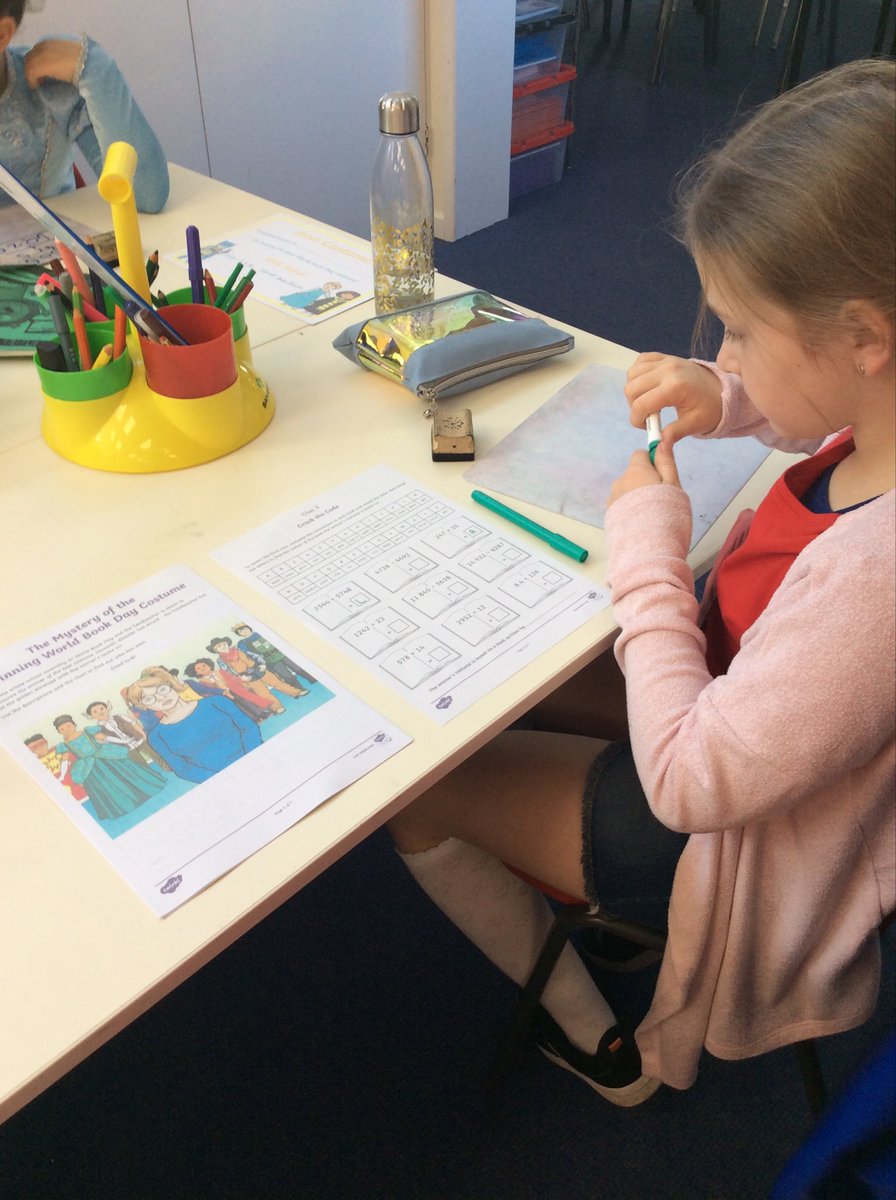 HTAClassDuck's tweet photo. Year 5 and 6 are busy using their mathematical brains to work out ‘The Mystery of the Winning World Book Day Costume’ #HTAMATHS https://t.co/Tgmgj9hnWX