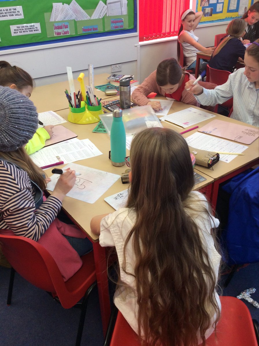 HTAClassDuck's tweet photo. Year 5 and 6 are busy using their mathematical brains to work out ‘The Mystery of the Winning World Book Day Costume’ #HTAMATHS https://t.co/Tgmgj9hnWX