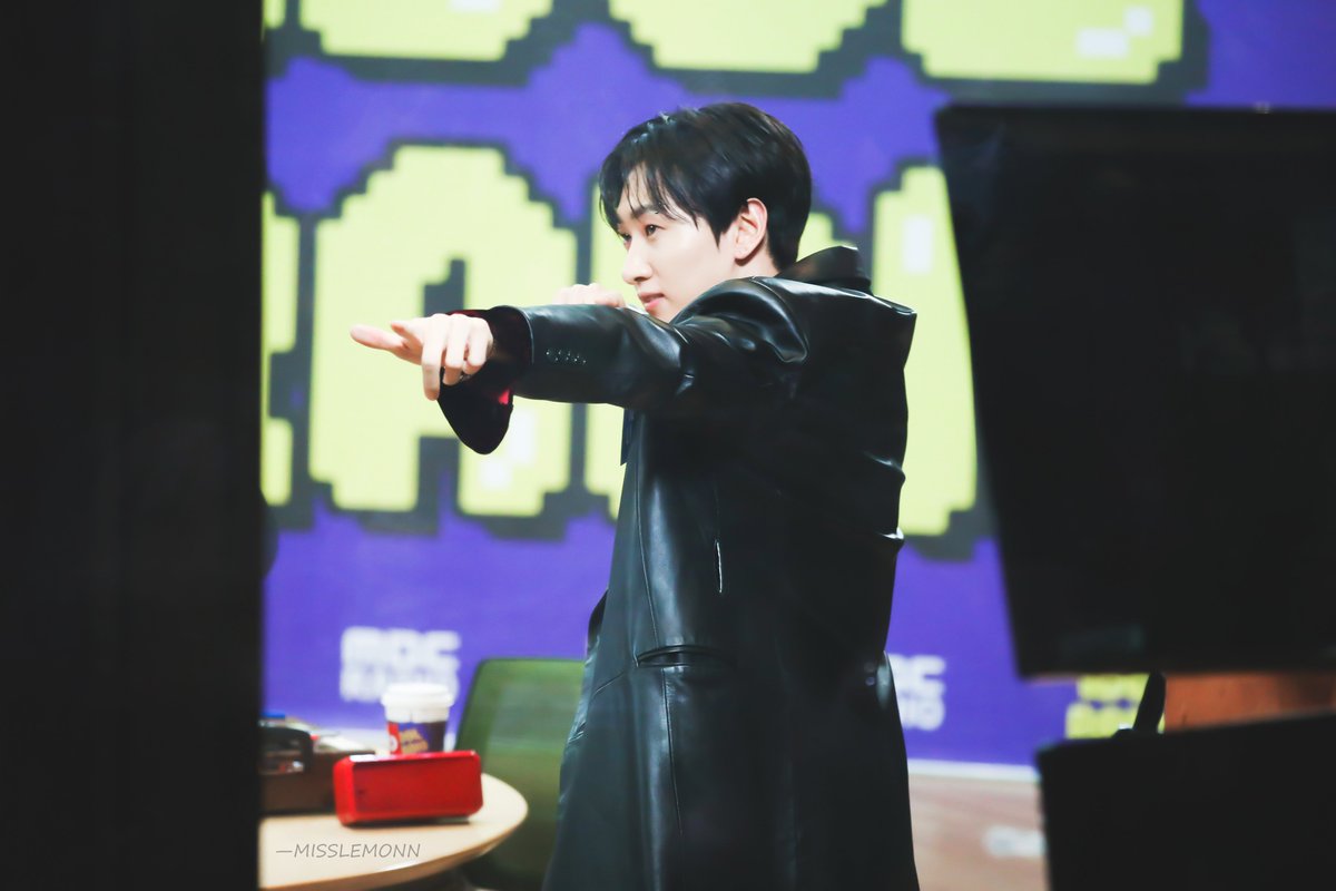 _MissLemonn's tweet photo. 200131 idolradio

#은혁 #Eunhyuk
#SUPERJUNIOR https://t.co/7SS3Xo8hpg