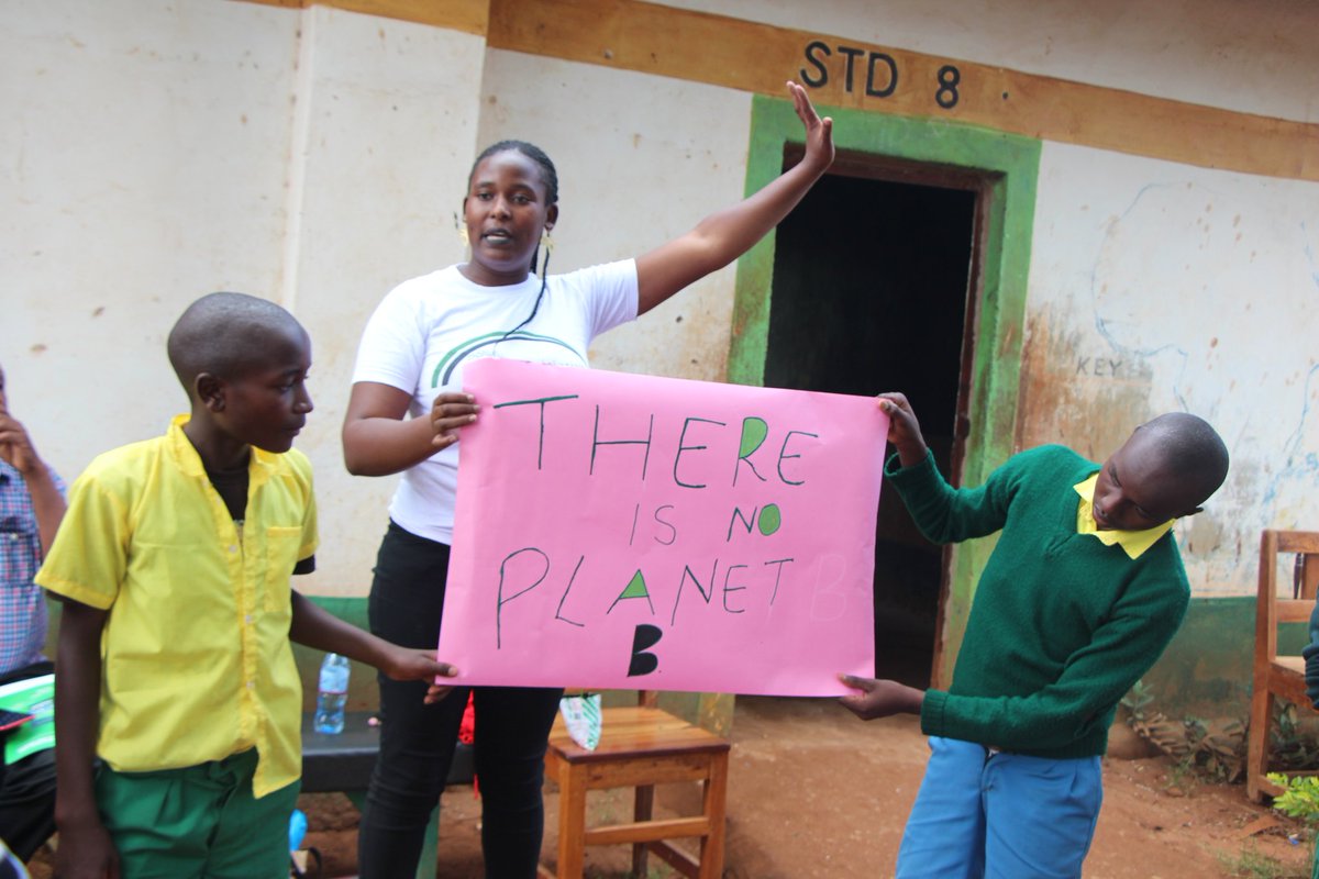 patriciakombo's tweet photo. Friday's 4future Kenya

Let's nurture the nature so that we can have a better future
#FridaysForFuture 
#schoolstrike4climate #school 
@Fridays4future @parents4future @GretaThunberg @_carbontiptoes @vanessa_vash @unhabitatyouth @LicypriyaK 
@UNEP @the_ecofeminist 
#ClimateChange https://t.co/ah8DZNg6a1