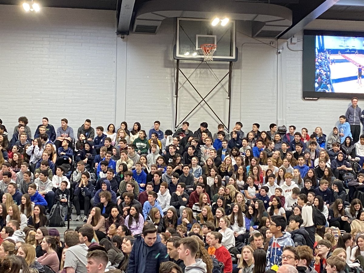 jhurgin's tweet photo. Final 4 has begun. #fun ball ⁦@HoraceGreeleySF⁩. Thanks for everyone’s support. Stay tuned. #WeAreChappaqua https://t.co/ARHCASN3vf