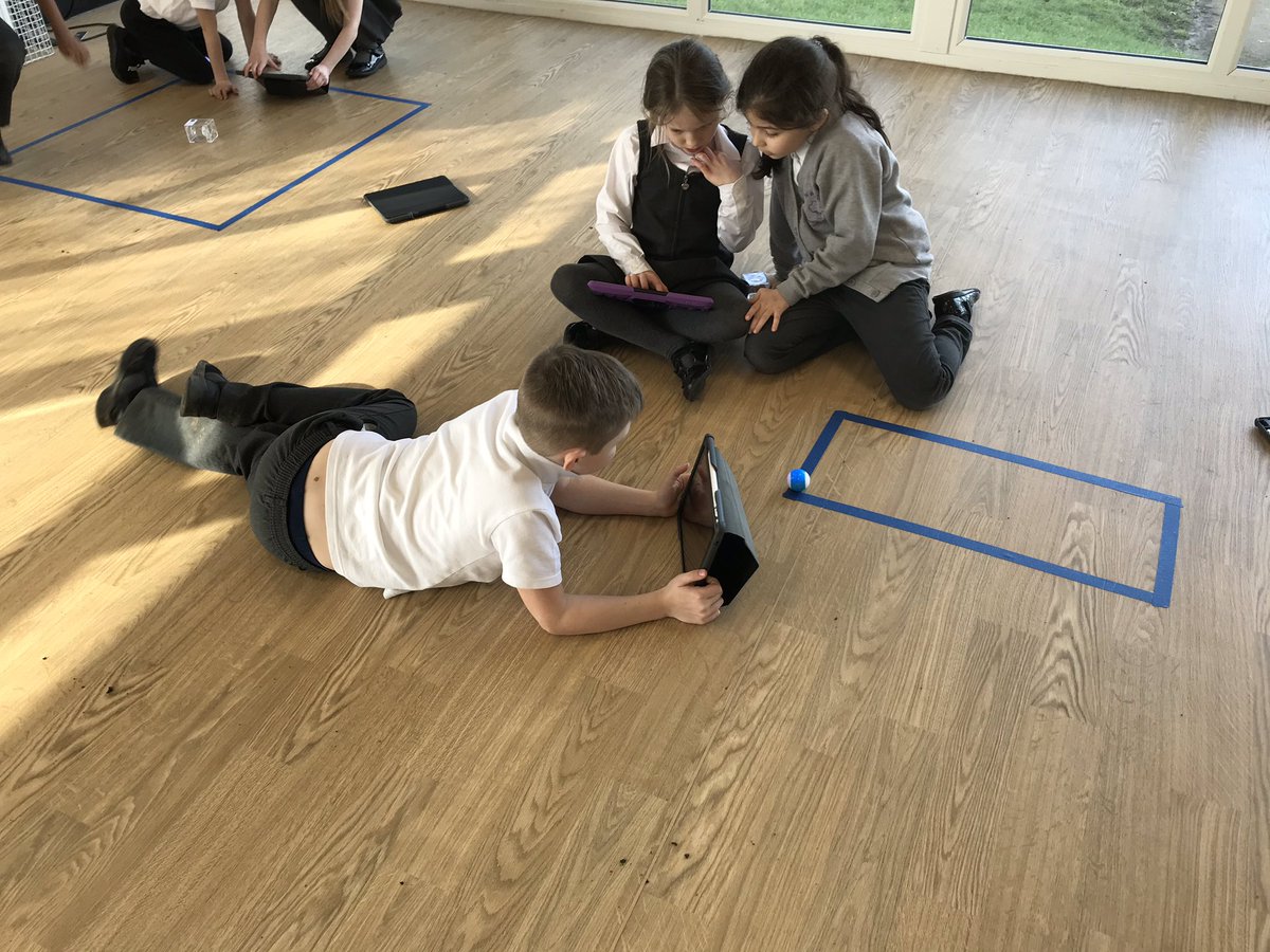 SamWayfield's tweet photo. Team Adele coding squares and rectangles with sphero 
@SpheroEdu @AppleEDU @MrWayfield @WayfieldPrimary 
#AppleEDUchat #sphero #coding https://t.co/WV53OFw0ya
