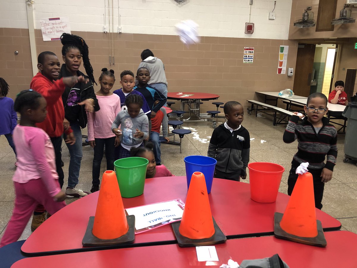 mareobed's tweet photo. Showing our Panther Pride #powhatanpanthers #pbisfun https://t.co/aWjDxWbakl
