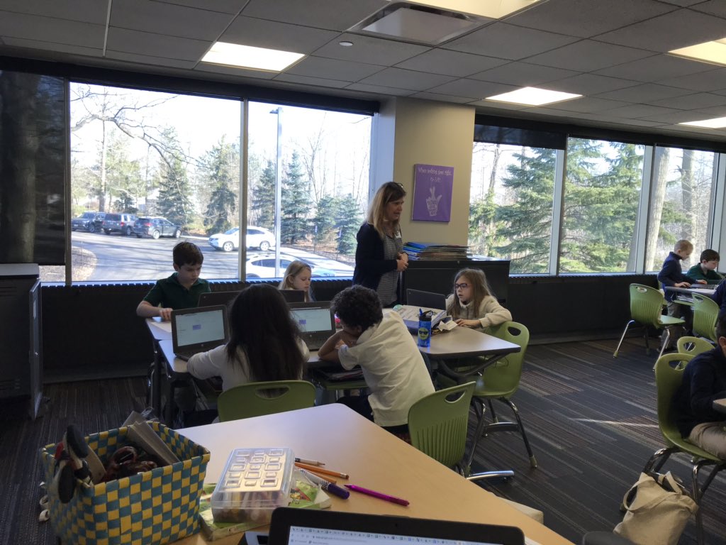 SOI3rd's tweet photo. @sdemichele visited SOI 3rd graders to help launch use of  #Google Keep for note taking. These kiddos are super engaged and are begging to continue their research! Thank you!! @WES_Innovation @WES_CurricDir @WES_PrincipalBP #soistem https://t.co/zm20EydLny