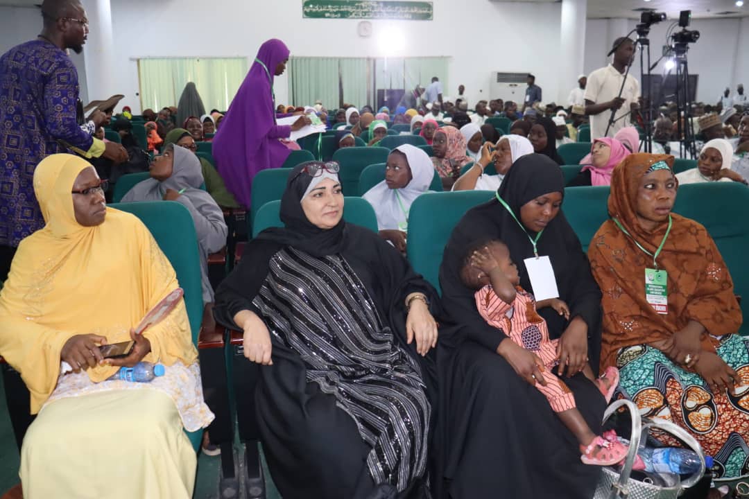 Imediatv_NG's tweet photo. [Photo Talk] - The International Islamic Education Conference Day 1 was a wrap as stakeholders, Islamic School owners, Teachers, and students turned up massively to discuss the ways of "Getting the Balance in Deen and Quality of (Islamic) Schools".

#AMIS
#LearnConnect 
#IIEC2020 https://t.co/NLFbaTX4fK