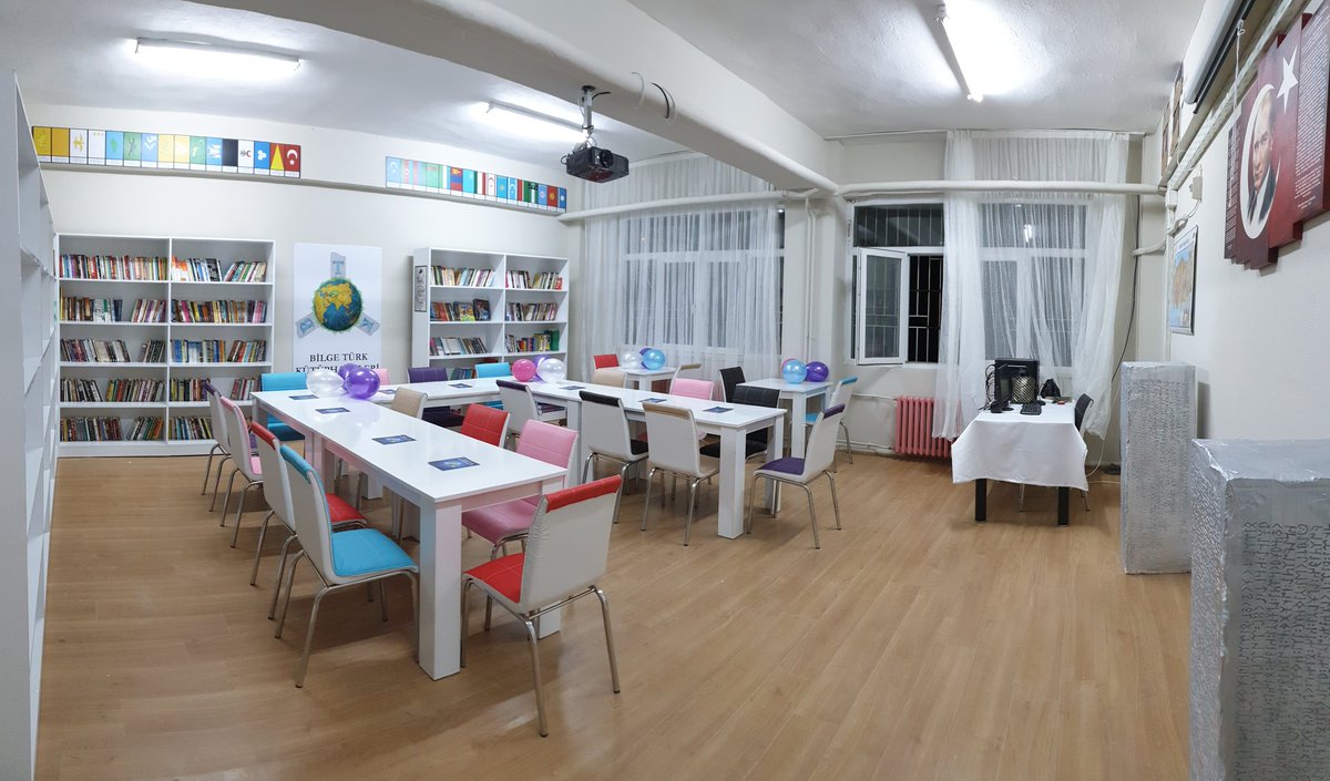 4 yıldır olduğu gibi miniklerimize umut olabilmek için çalışıyoruz. 23 Nisan'da Hatay'da kuracağımız kütüphane için desteklerinizi bekliyoruz 🙂