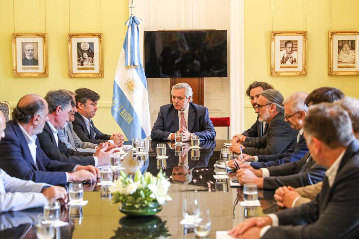 De_Margen's tweet photo. FERNÁNDEZ RATIFICÓ EL INCREMENTO Y CORTÓ LA NEGOCIACIÓN
#LaNación
https://t.co/Z1raa4VPFX https://t.co/6nBwf61SoL
