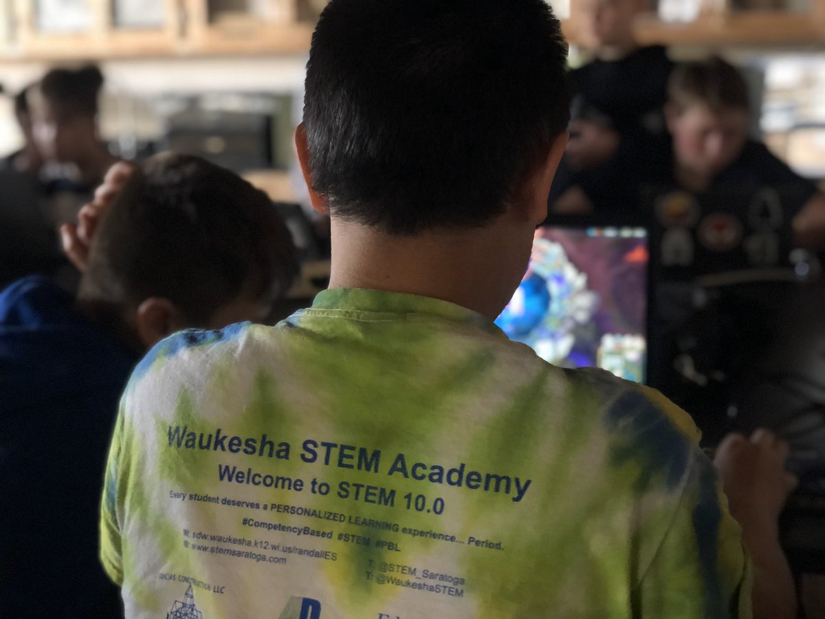 STEM_Saratoga's tweet photo. โWE JUST WON THE #STEM #eSPORTS ALL-STAR GAME!!!!โ
๐๐ฝ๐ธโจ๐ดโโ ๏ธ๐๐ฝ
Words we never thought weโd hear a year ago!! How the times change and how quickly our students help redesign our program! #TOGAtenth @edreform @EdReimagined @gatesfoundation @Facebook #eSPORTS @LeagueOfLegends https://t.co/0BaiVslu0X