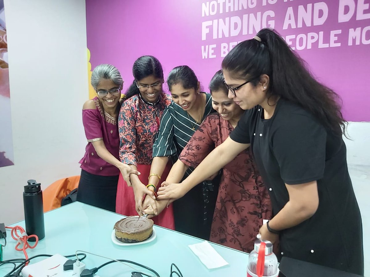 ZestMoney's tweet photo. Here's a peek at the #WomensDay celebrations at #ZestMoney - our special giveaways and the party pastry were a smash hit!
#IEvolve #EachForEqual #WomensDay2020 https://t.co/O4B0BGlzs4