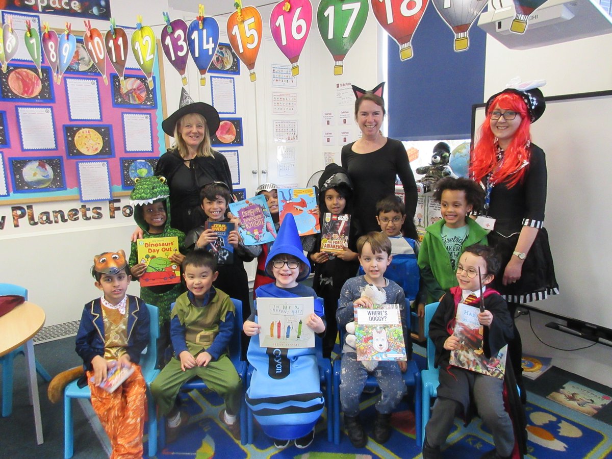 TheMallPrePrep's tweet photo. Today we celebrated World Book Day and thoroughly  enjoyed our visit from children's author and illustrator Thomas Docherty @TDIllustration. Here are a few of our favourite Year 1 pictures from the day! #worldbookday2020 #bookweek https://t.co/BjBIPRryhB