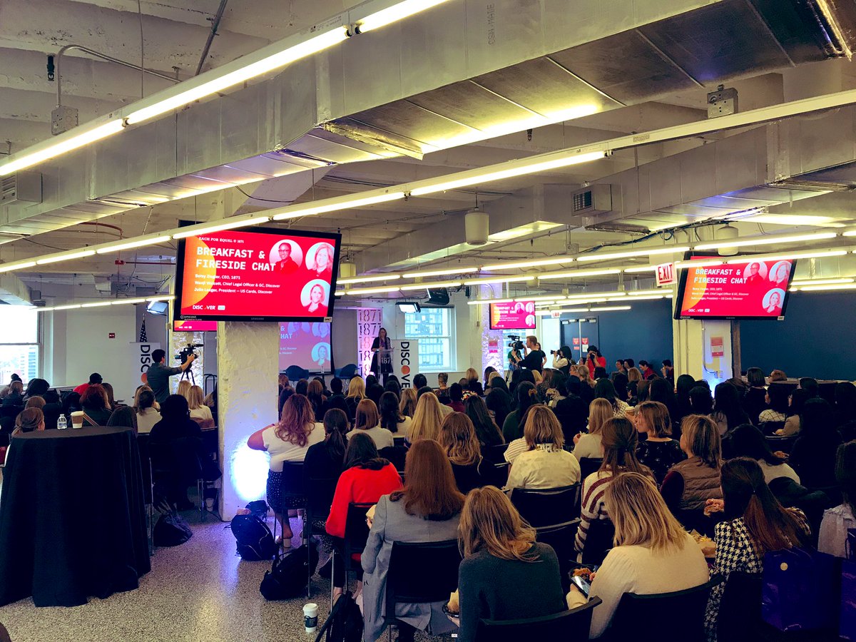 AnnaMiFred's tweet photo. Betsy Ziegler at @1871Chicago “In 2019, $3.5B were invested in female founders in the US, $5B were invested in WeWork.” #IWD2020 #wit https://t.co/v4Z6RG2qzC