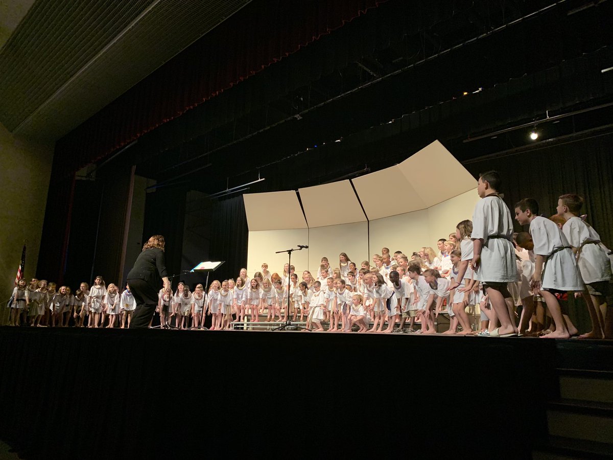 DunavanMusic's tweet photo. One happy Music Teacher here! Great job 3nd and 3rd Graders!❤️🎶 https://t.co/0XmeTiErAm