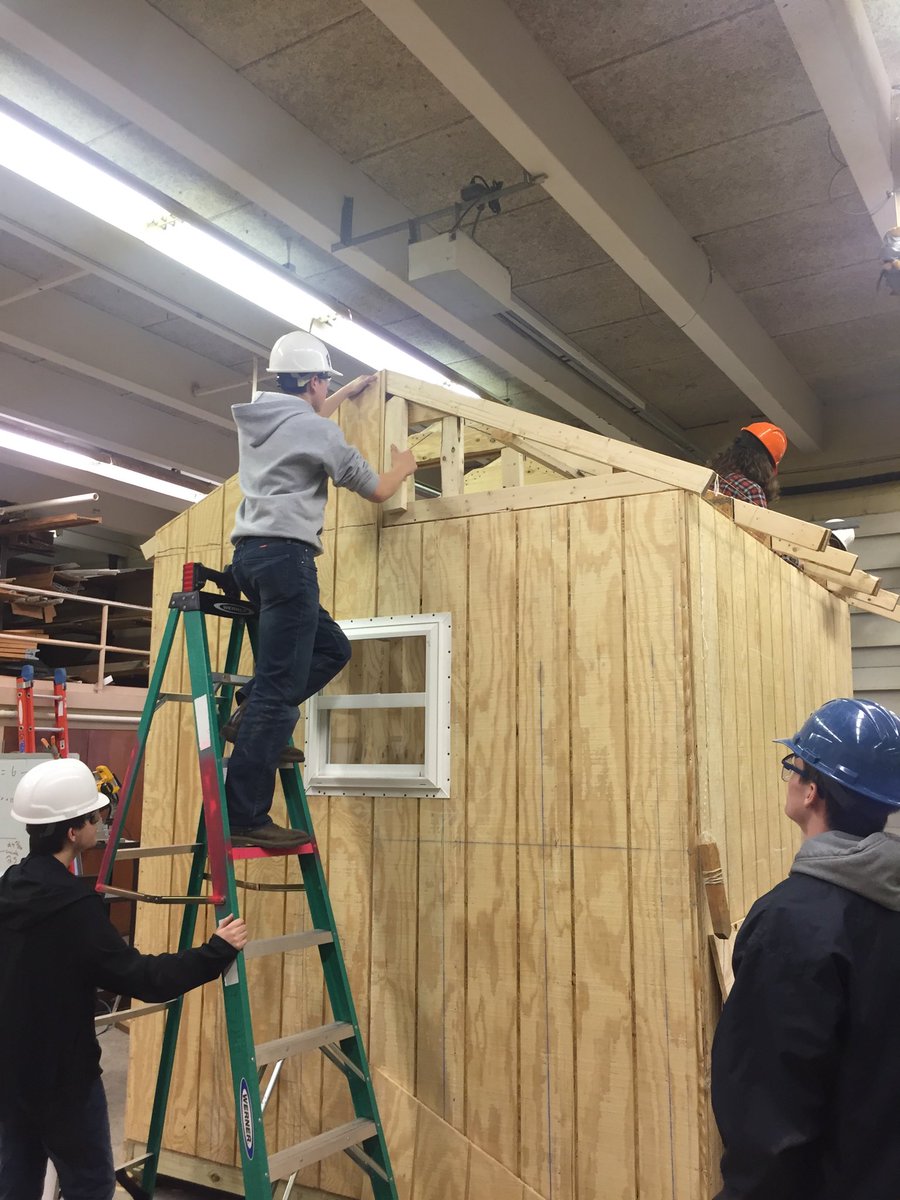 BT_DJH_CTE's tweet photo. Dowell J Howard CTE Center’s Building Trades Sts busy building an exterior storage unit for MHS’s tennis team. A great  opportunity for next year’s Team Frederick Home Builders members to sharpen their skills to compete in Orlando at the NAHB Construction Management competition. https://t.co/QdcO3rluWh